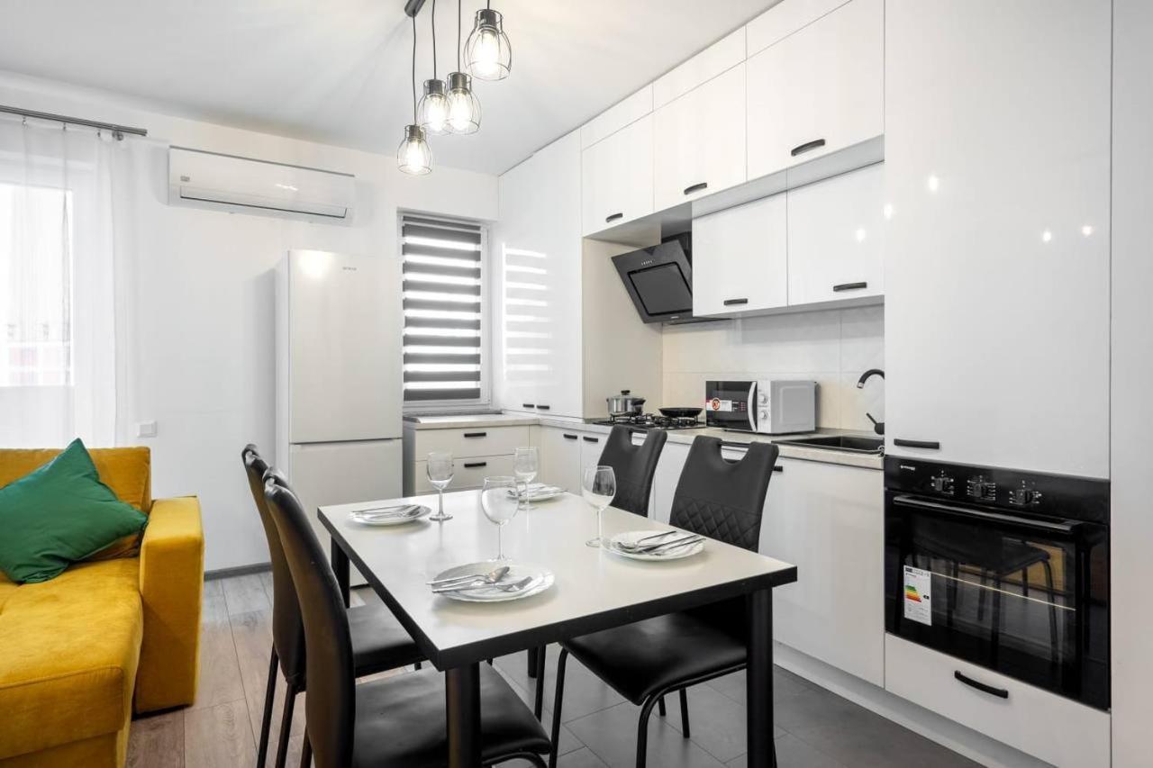 Carol New Building With Balcony Apartment Bucharest Exterior photo